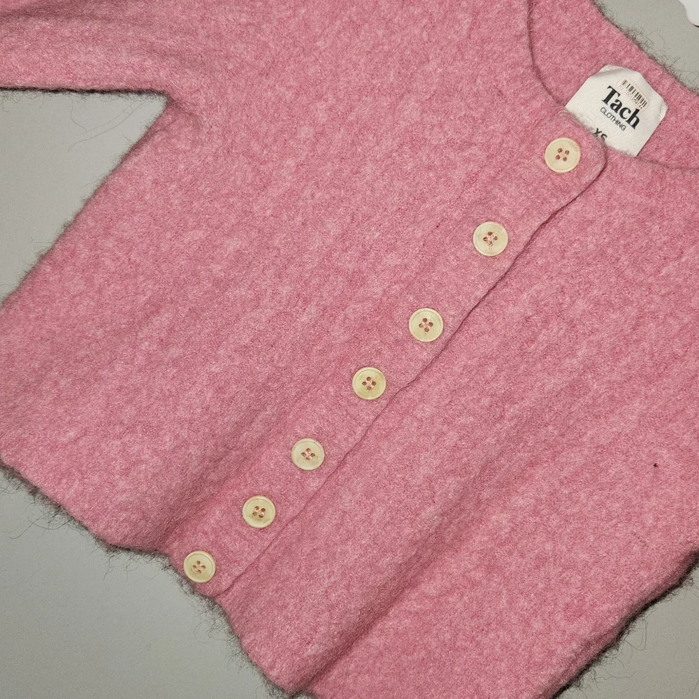 TACH Pink Dalia Button-Up Crop Sweater - Picture 4 of 13